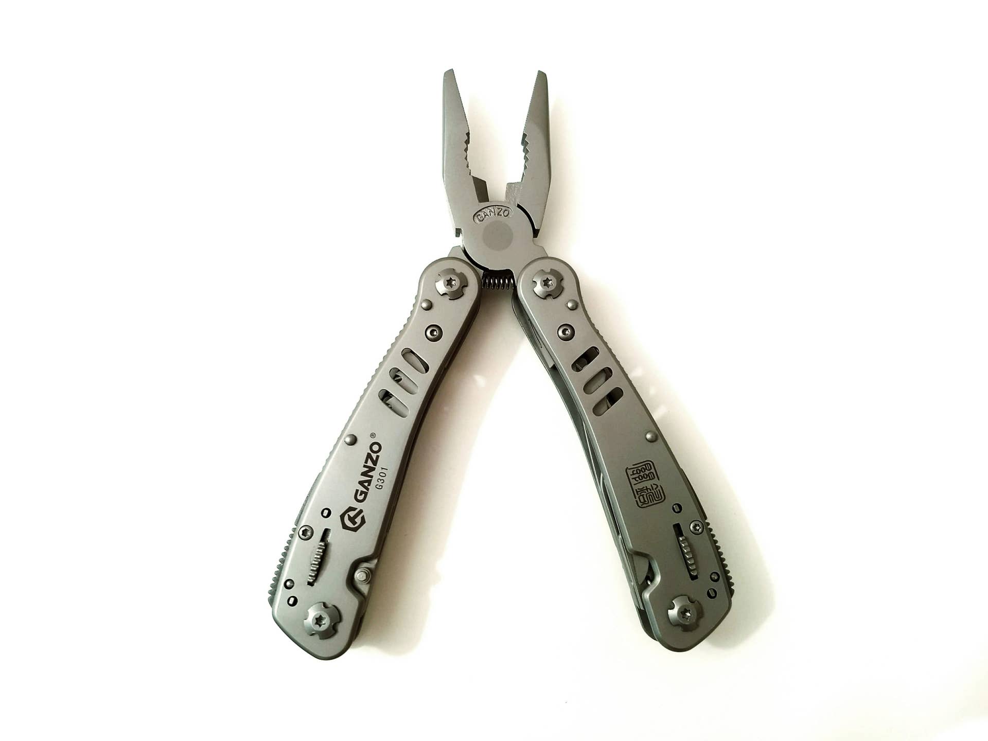 Ganzo G301 Review: Can the Best Budget Multi-Tool Take on the Big 