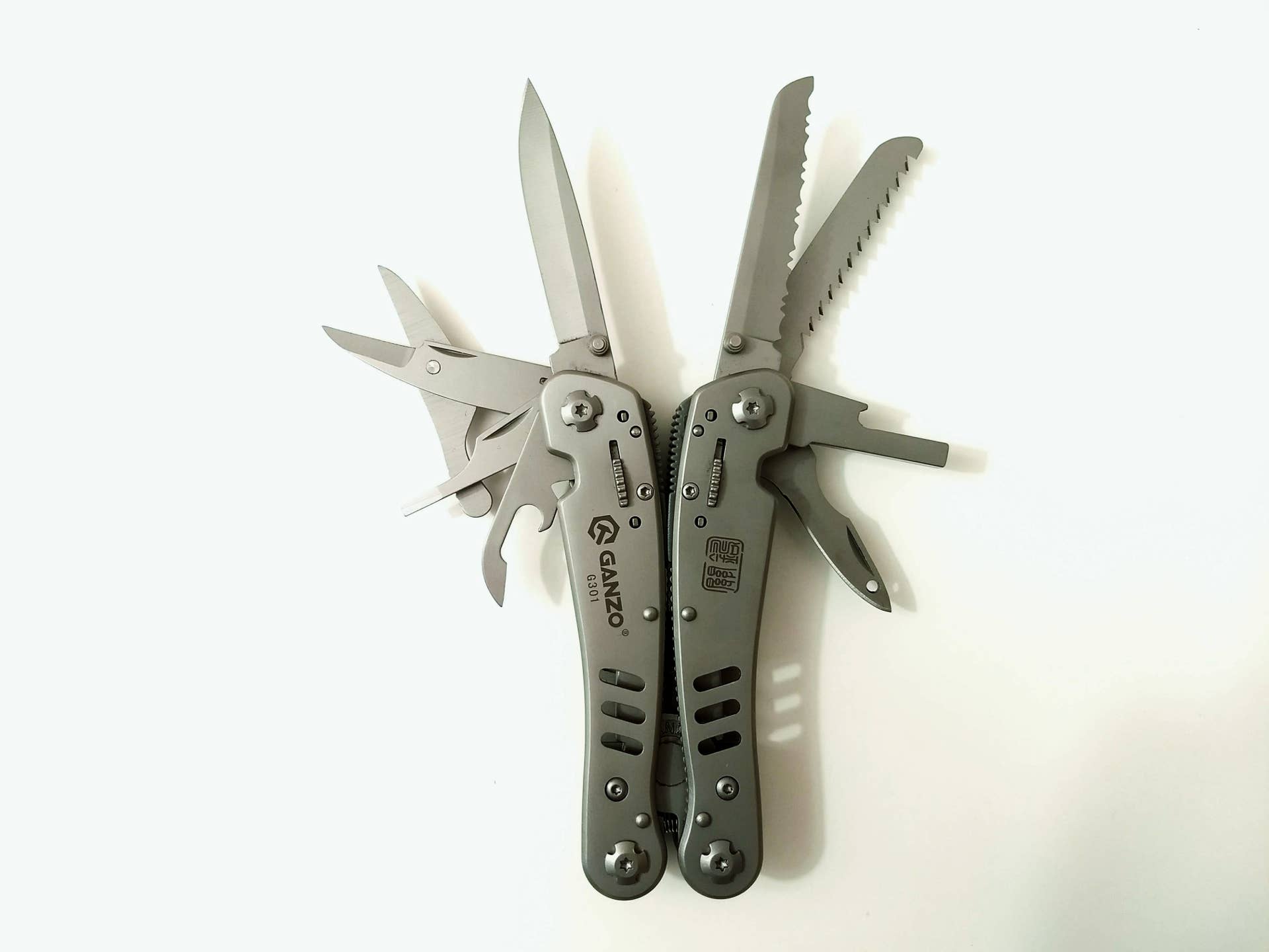 Ganzo G301 Review: Can the Best Budget Multi-Tool Take on the Big 
