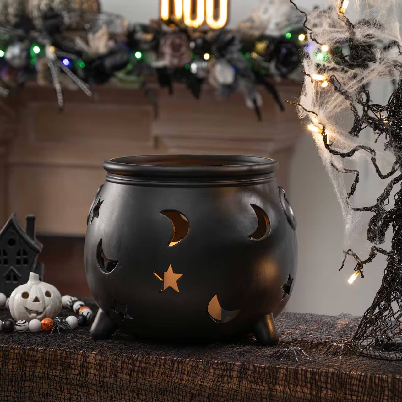 This Cauldron from Michaels New Halloween Line Is Adorable - Dengarden
