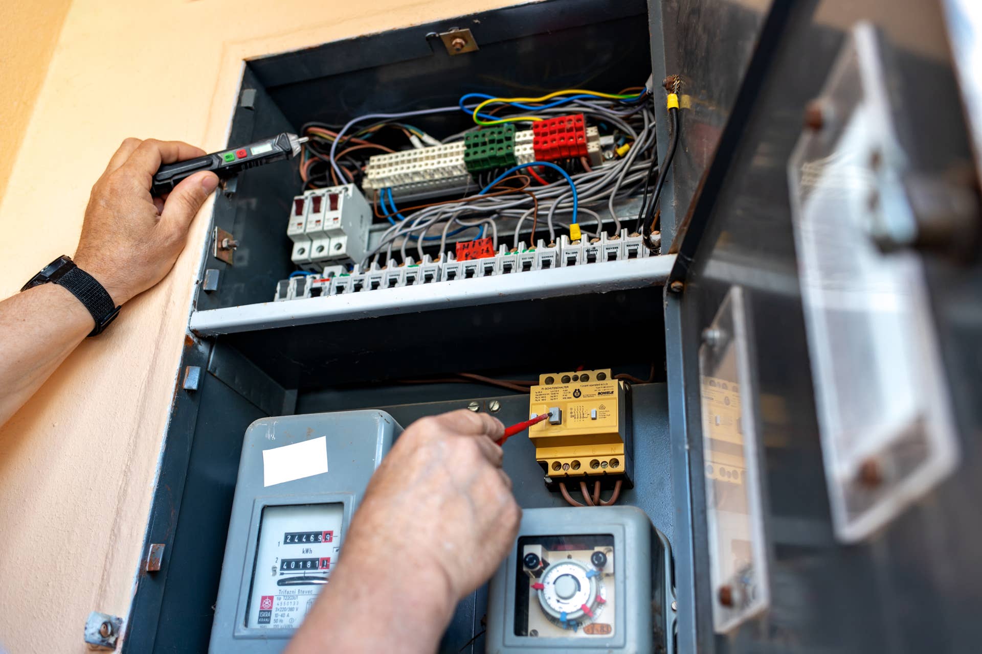 10 Home Maintenance Tasks to Tackle in February - Dengarden