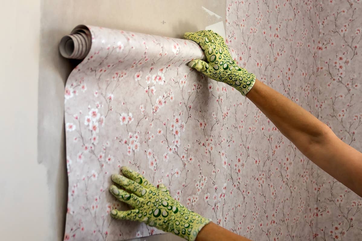 4 Chic Ways to Upgrade Your Space With Peel-and-Stick Wallpaper - Dengarden