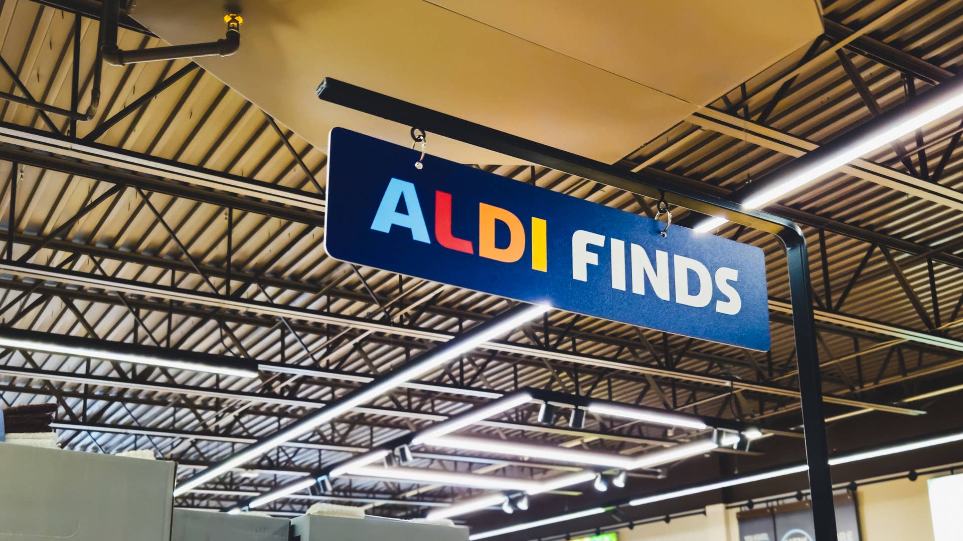 This Aldi String Chair Brings High-End Patio Style for Less - Dengarden