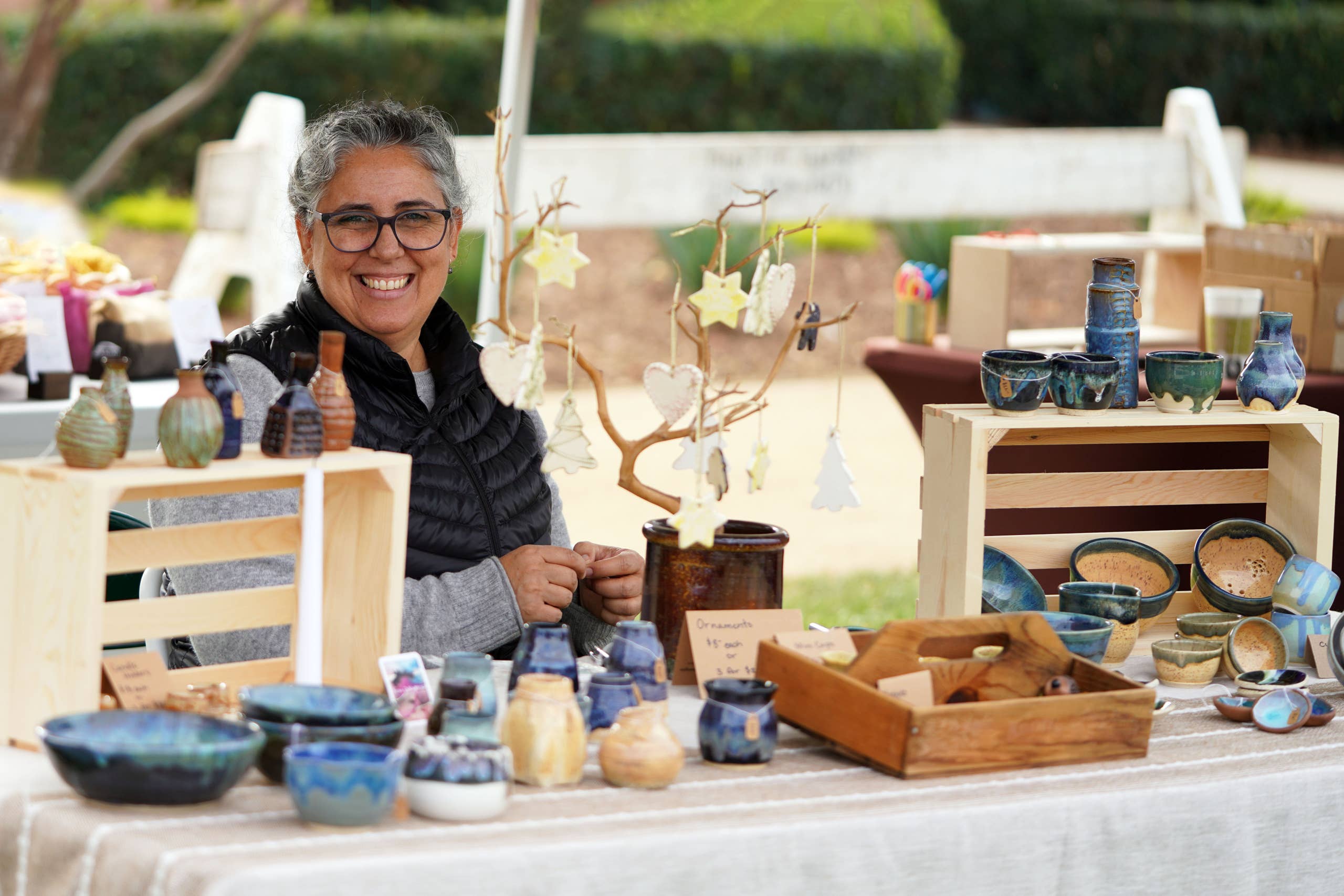 Why No One Stops at Your Craft Booth (and the Fixes That Work) - Dengarden