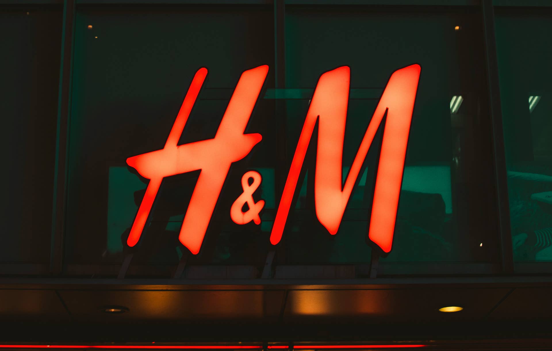 Inside H&M Home's New Fall 2026 Modern Collection - Dengarden