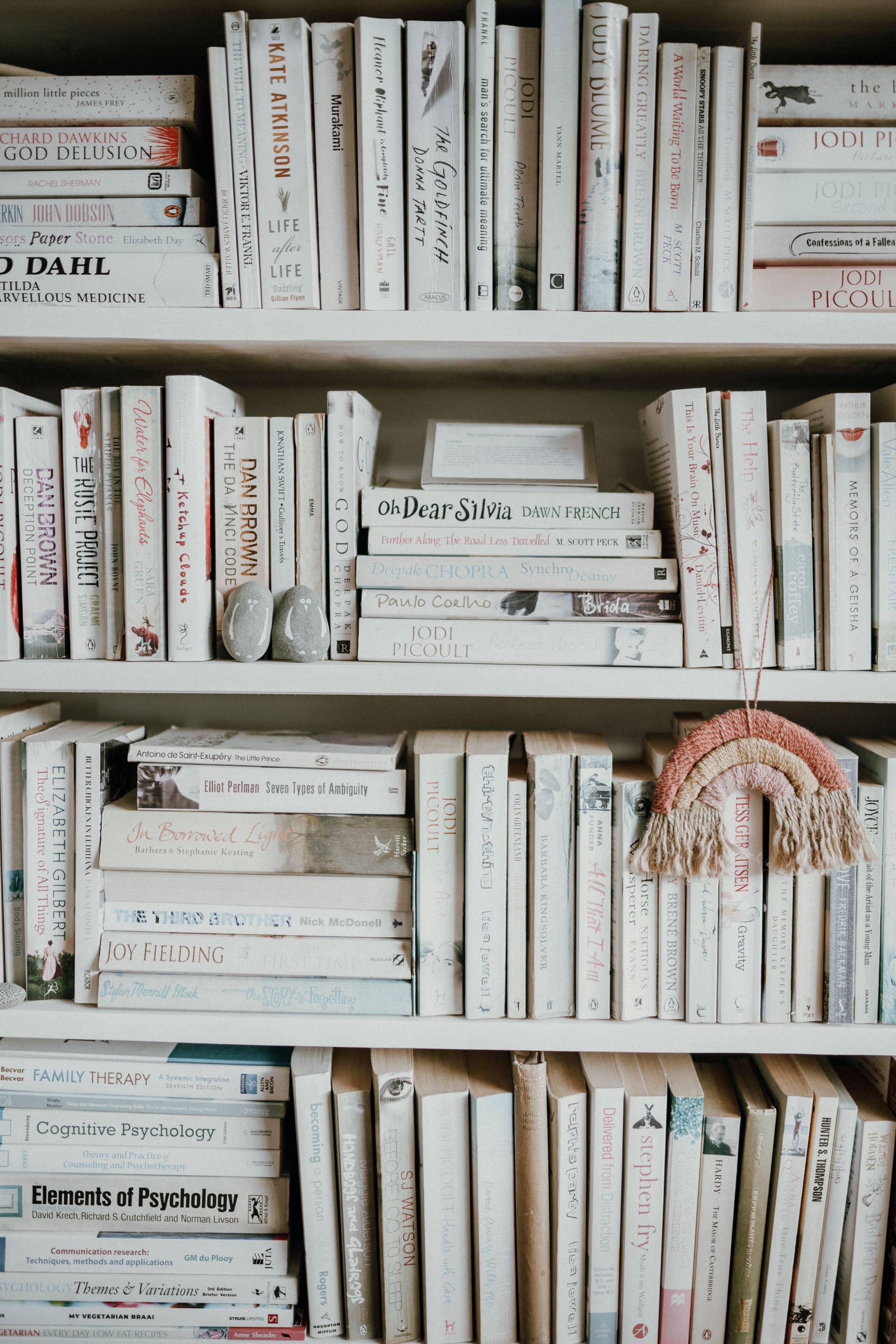 8 Book Storage & Decor Ideas for National Book Lover’s Day on August ...
