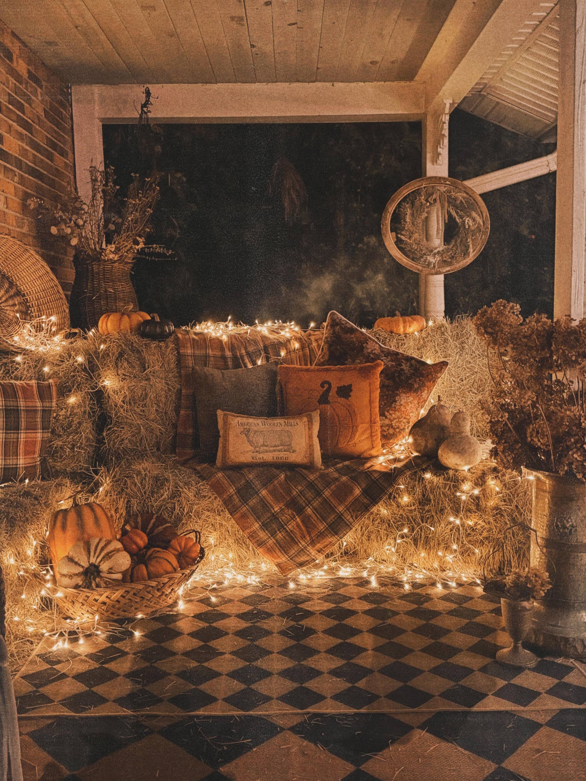 14 Rustic Harvest Decorating Ideas for Fall - Dengarden