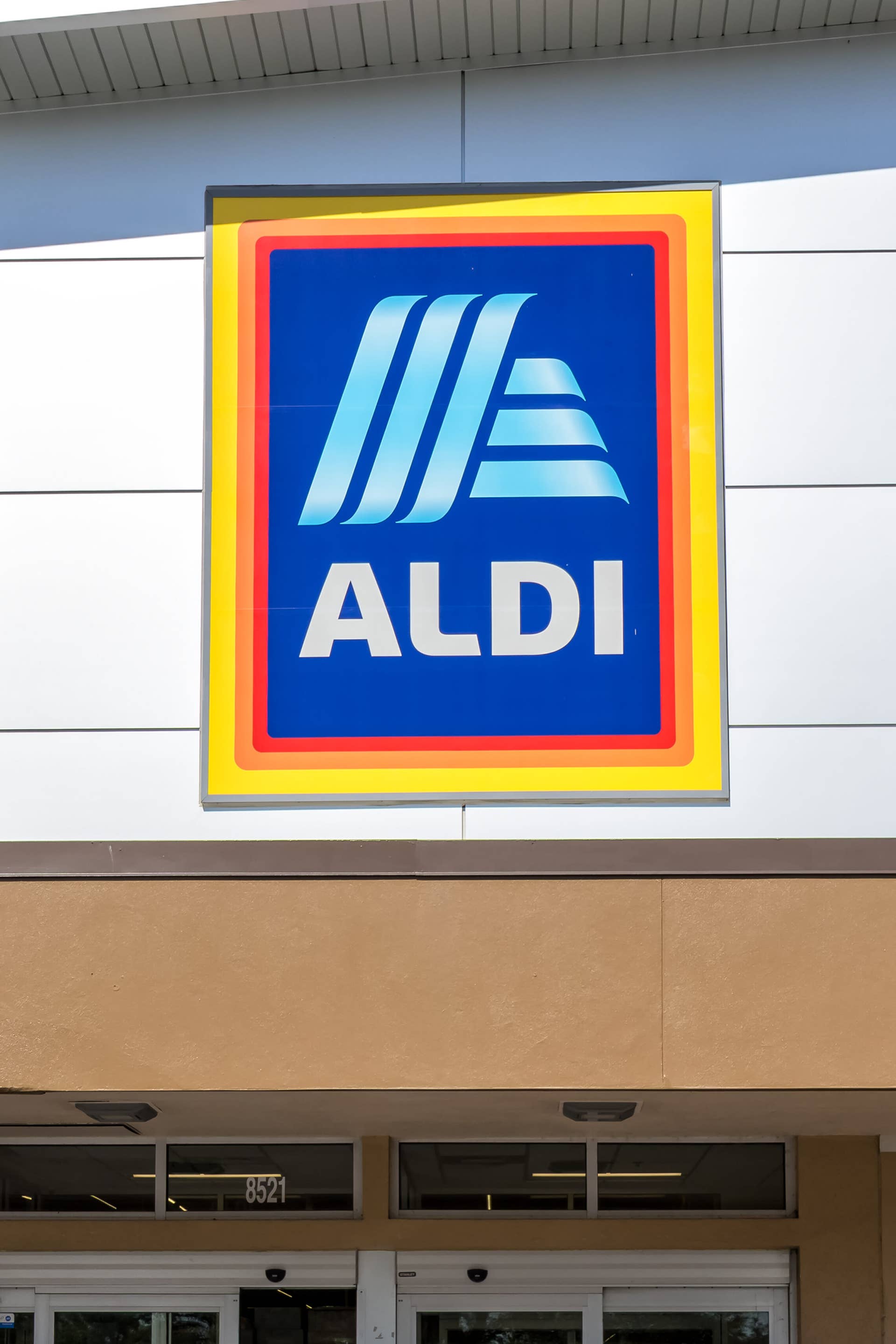 Add Instant Cheer to Your Entryway With Aldi’s $8 Holiday Accent Rugs