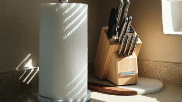This Nifty Paper Towel Holder Saves Space—and It's Up to 42% Off