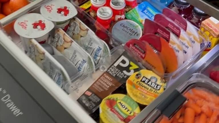 People Are Obsessed With Watching This Woman Replenish Things Around the House & TBH We Get It