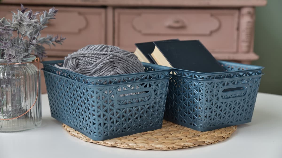 Organizing Your Home With Storage Baskets - Dengarden