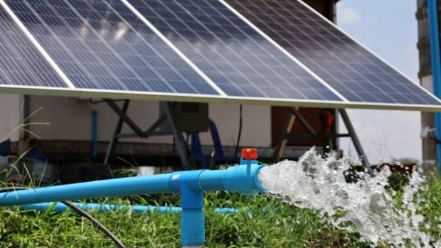 Man Shares How He Made His Very Own Irrigation System Using Only a ...