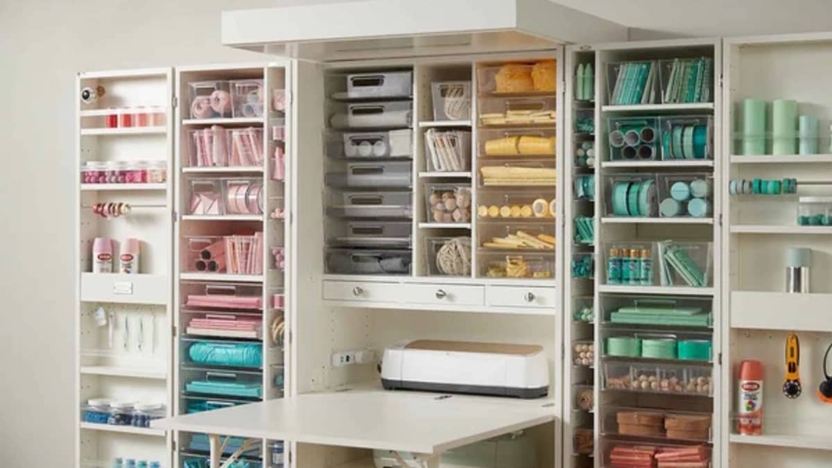 Crafter Makes Her Own “Dream Box” Art Supply Storage For Half the Price -  Dengarden News