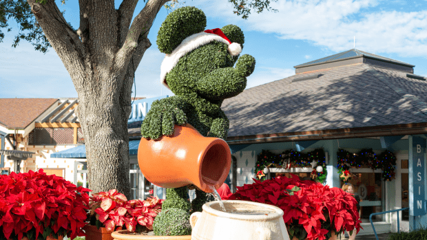 Disney’s Mickey Topiaries Are Back Just in Time for Spring - Dengarden