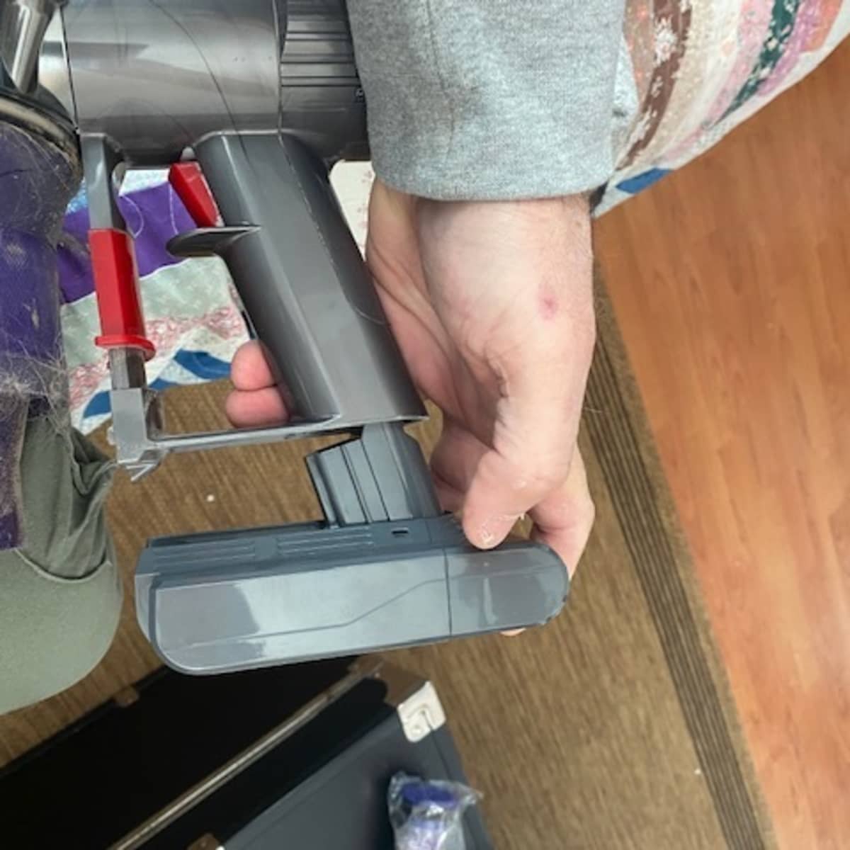 How to Replace the Battery on Your Dyson Vacuum Dengarden