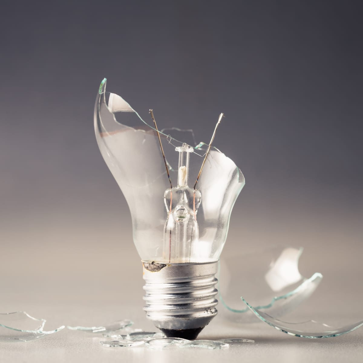 Broken light outlet bulb