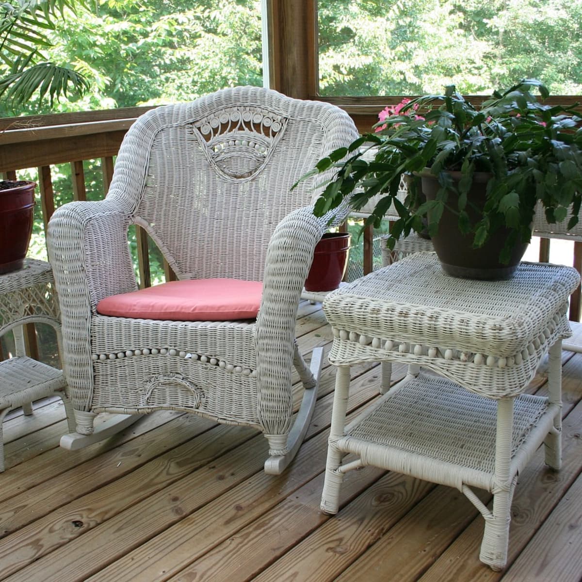 How to Restore and Repaint Wicker Furniture Dengarden