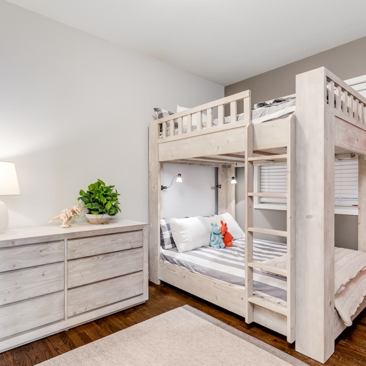 Queen bunk discount bed ikea
