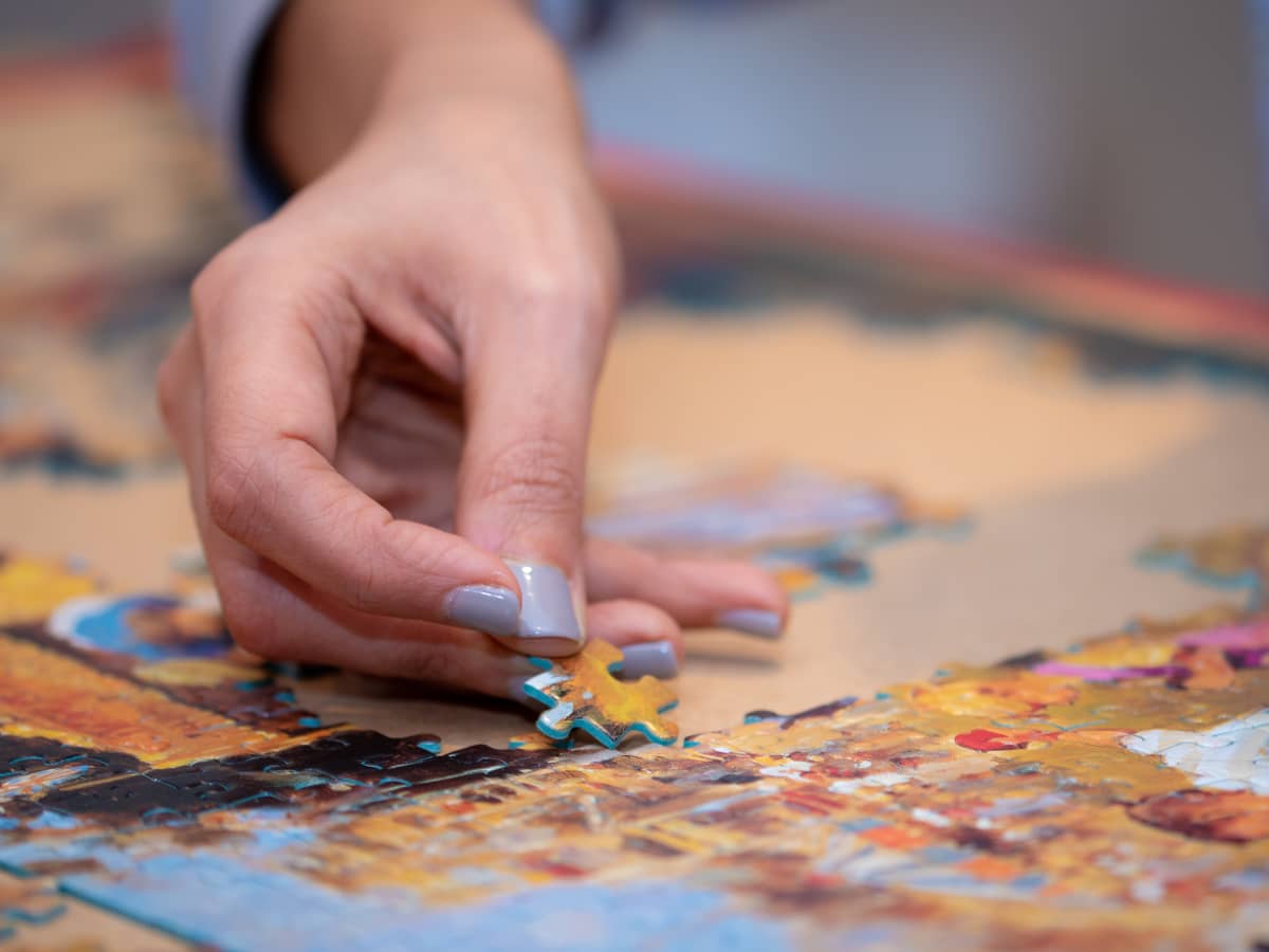 Best mom hack for puzzles. Organize your puzzle pieces in just 4