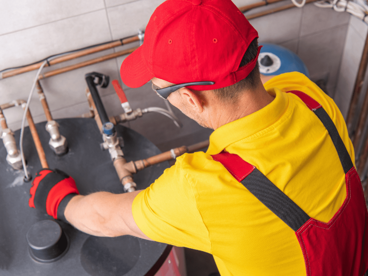 How to Drain a Water Heater Fast! - Dengarden