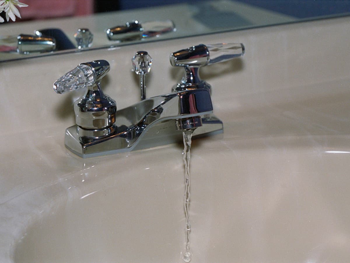 How to Clear a Blockage in a Sink Faucet Dengarden