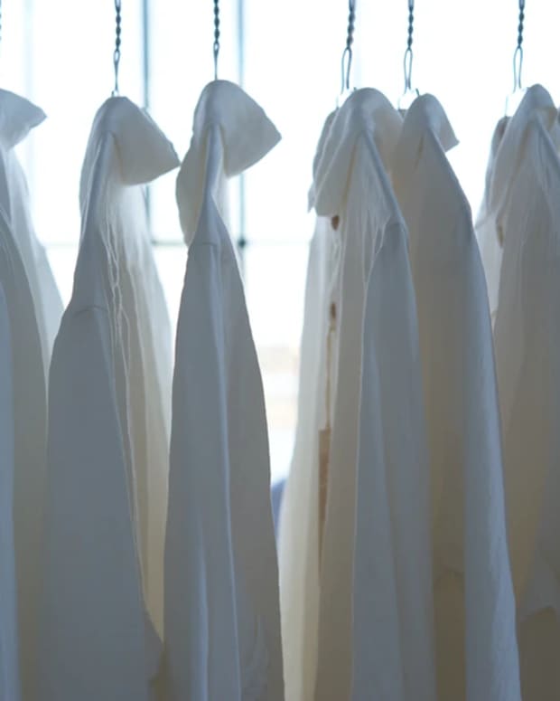 Woman Shares Inexpensive Modern Closet Hack That's a Must - Dengarden News