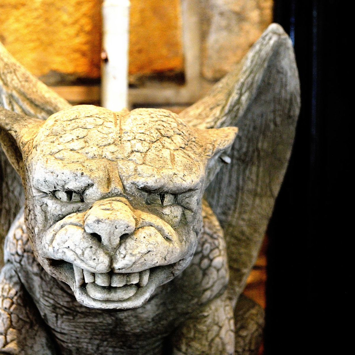 11 Types of Gargoyle Statues for Your Garden - Dengarden, image size:1200x1200