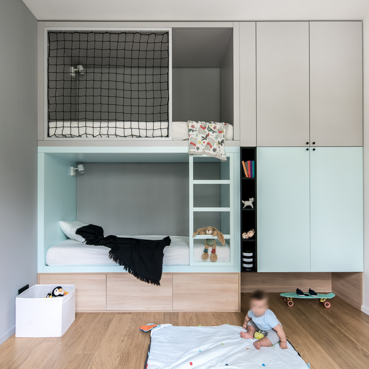 Woman Makes DIY Loft Bed Out of IKEA Shelves and It's Stunning - Dengarden, image size:1200x1200