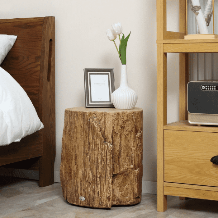 Woman Turns Tree Stump Into Stunning Accent Table Dengarden News