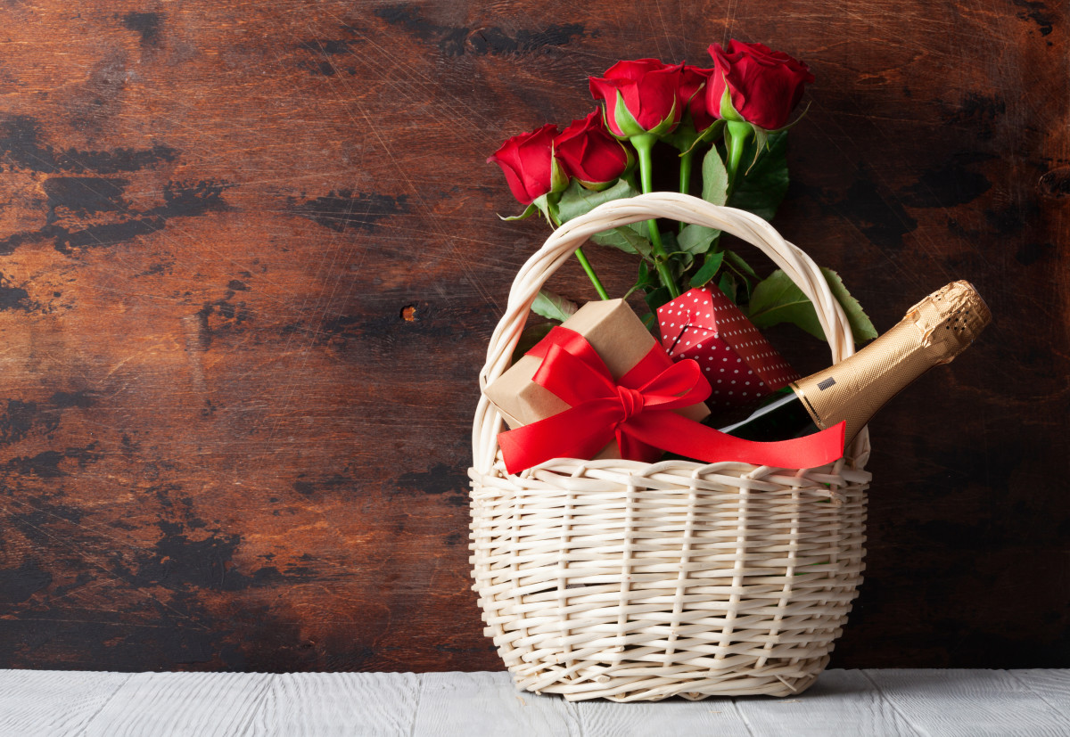 Dollar Tree Valentine’s Day DIY Basket Is So Easy To Make Anyone Can Do ...