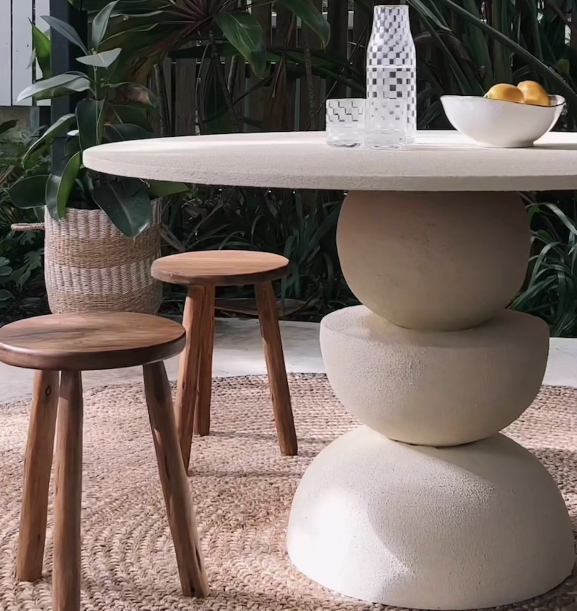 This Anthropologie Dining Table Dupe Is So Wellmade, It Looks Like the Realdeal Dengarden News