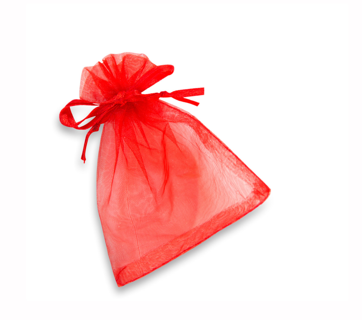 Woman Reveals a Genius Method of Using Mesh Bags in the Garden