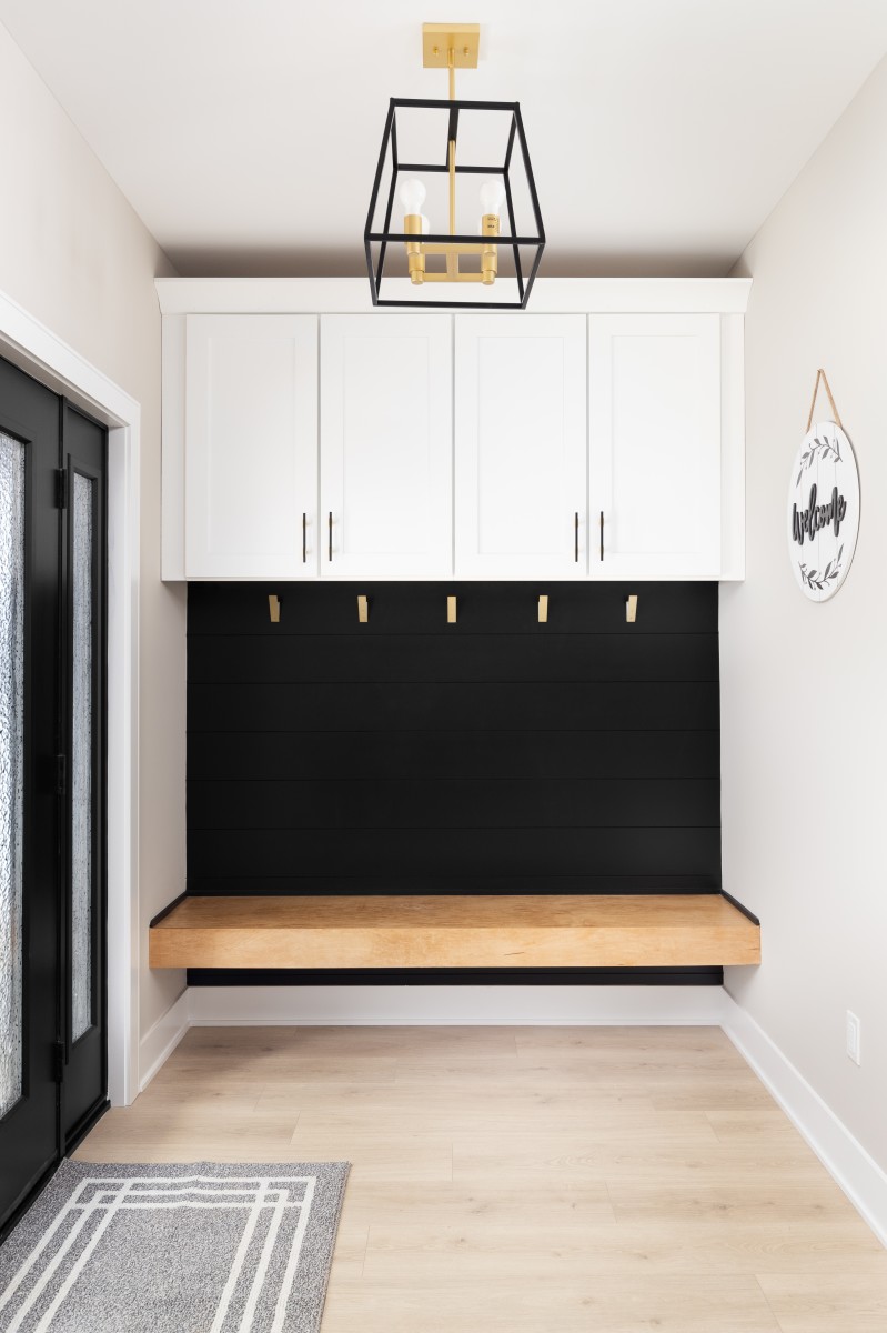 Husband Transforms Wife’s Hated Hallway Closet Into an Adorable