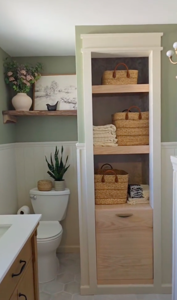 Mom Turns Cramped Bathroom Closet Into a Gorgeous Built-in - Dengarden News