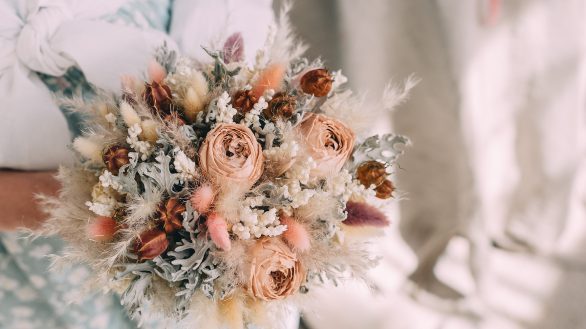 4 FoolProof Ways to Preserve Flowers Dengarden