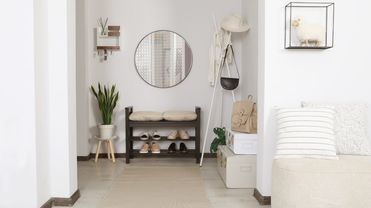 Amazon’s Portable Coat Closet Is the Key to a MessFree Entryway