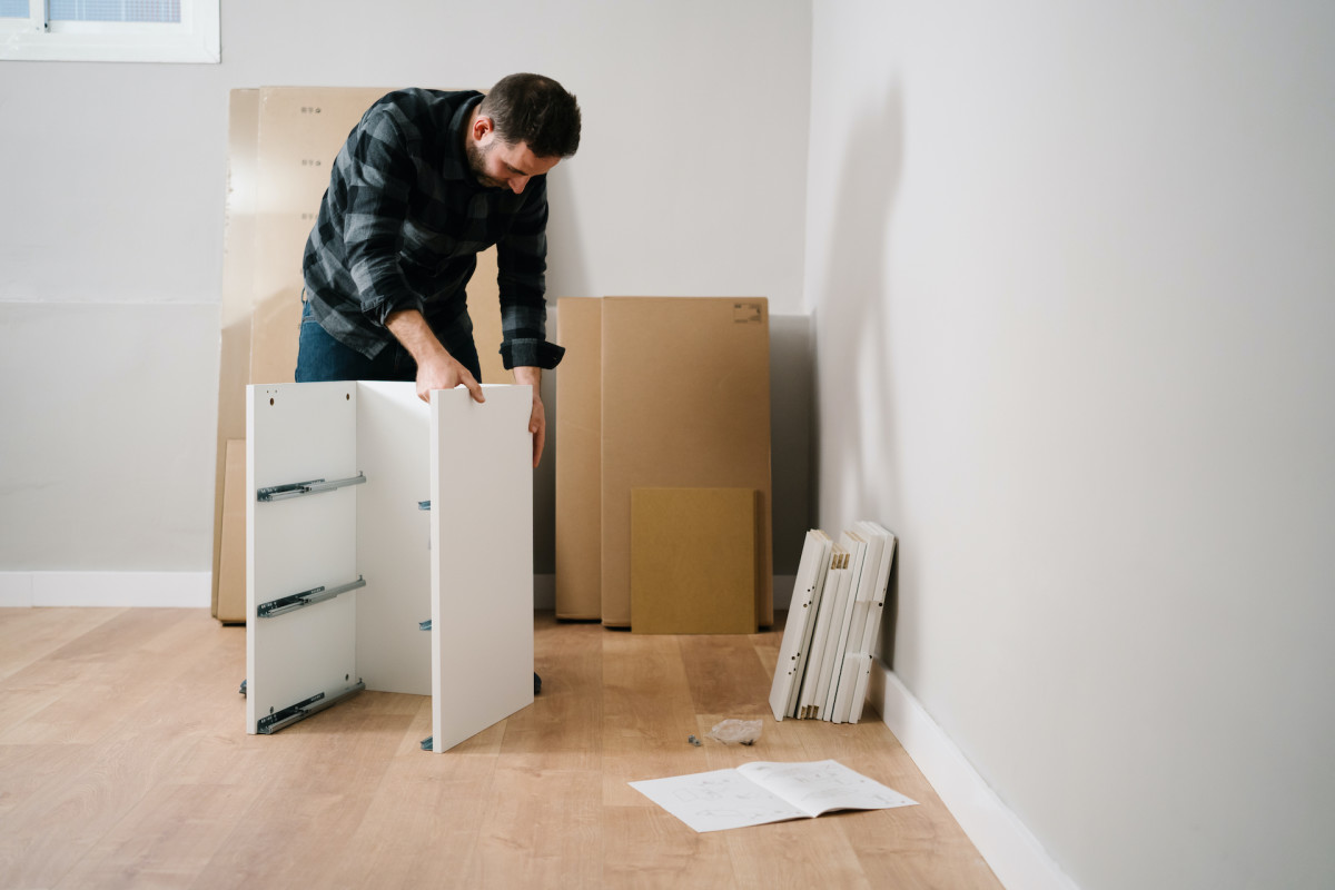 Cheap IKEA Desk Hack Is Quickly All the Rage Dengarden