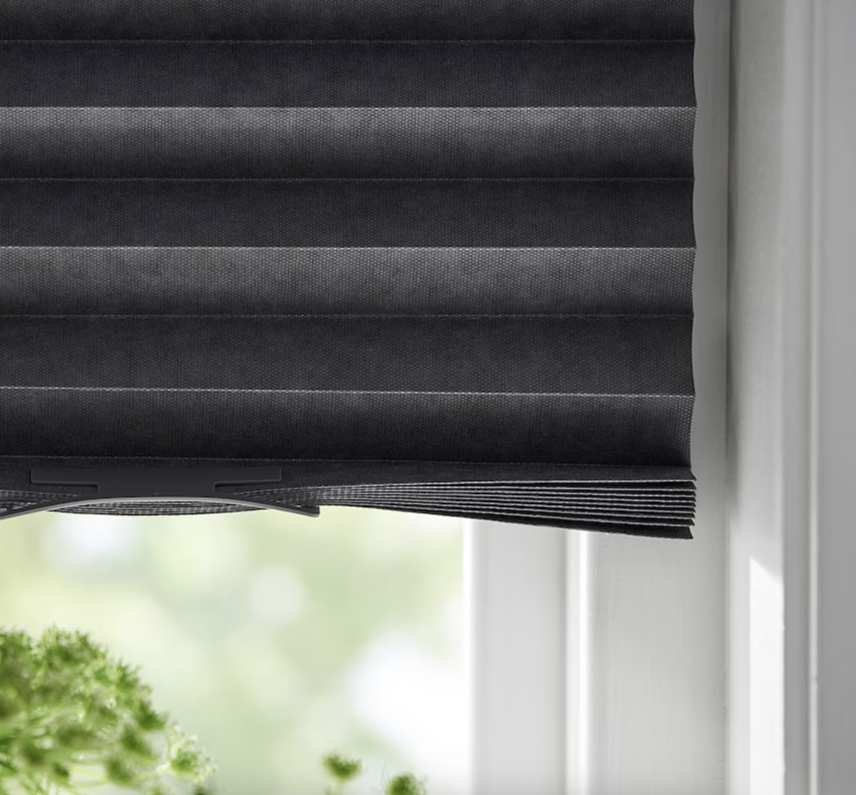 IKEA Has Cheap Temporary Black-Out Blinds & They're a Major Moving Hack ...