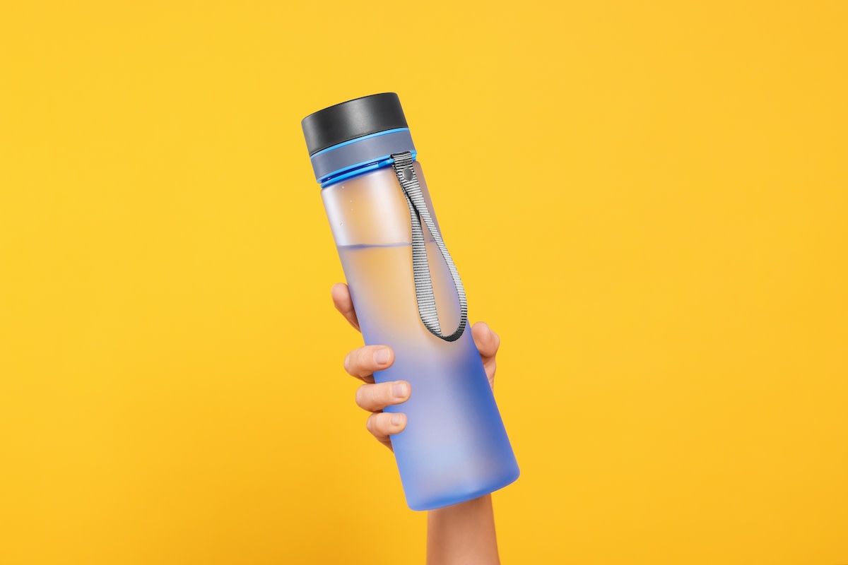 Dollar Tree's Colorful New 'Ombre' Water Bottles Are About to Fly Off ...