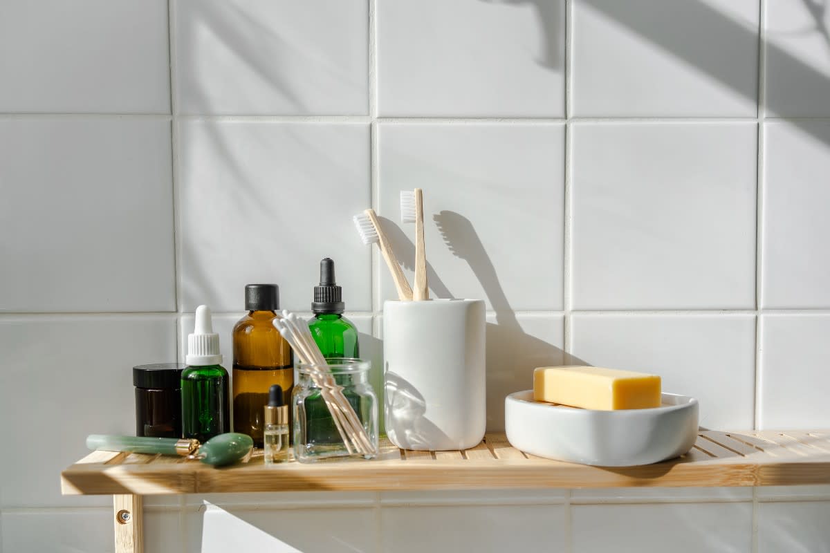 Woman DIYs Perfect Bathroom Storage Caddy from Dollar Store Items