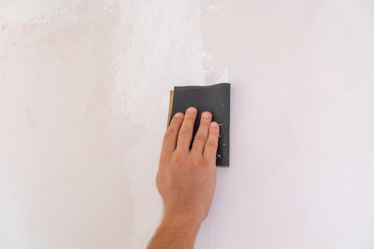 Contractor Shares the No-Sandpaper Sanding Hack That Works Like a Charm ...