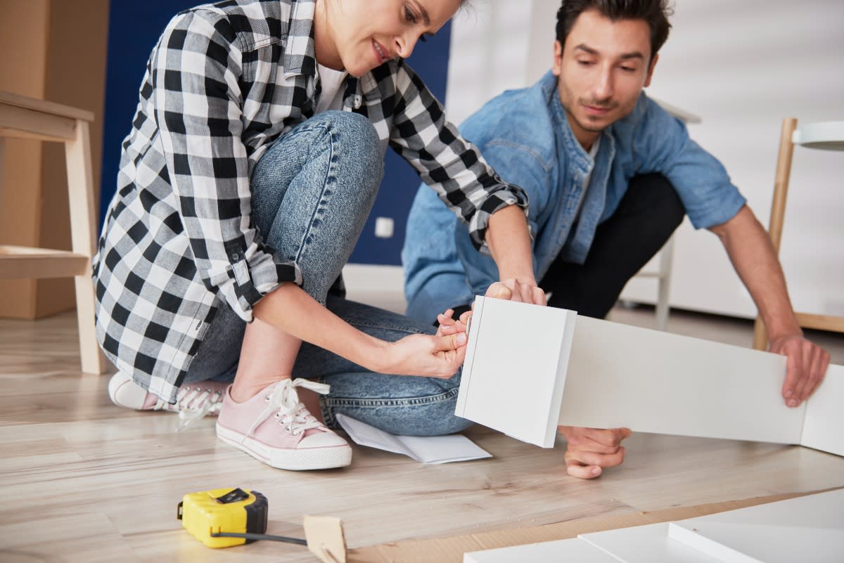 DIY Floating Shelves For Less Than Five Dollars Dengarden News