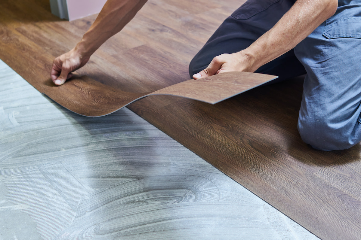 Learn How to Easily Fix Gaps in Laminate Flooring With Contractor’s