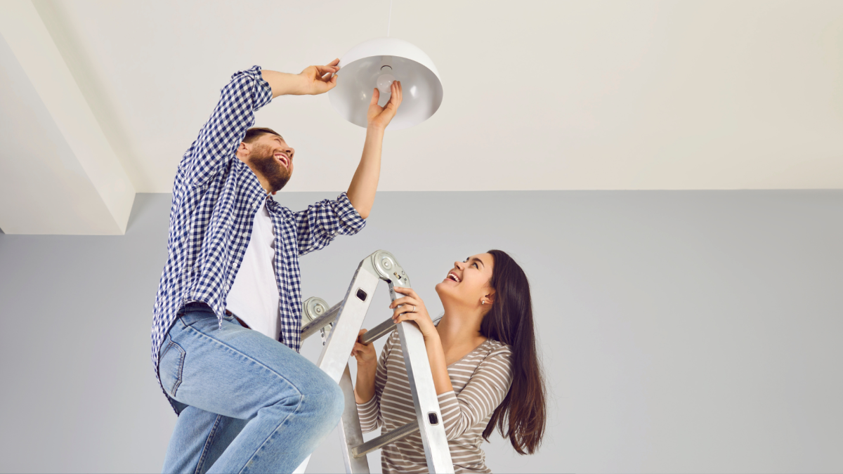 DIY Ladder Jack Makes Working Off a Ladder Way Easier Dengarden News