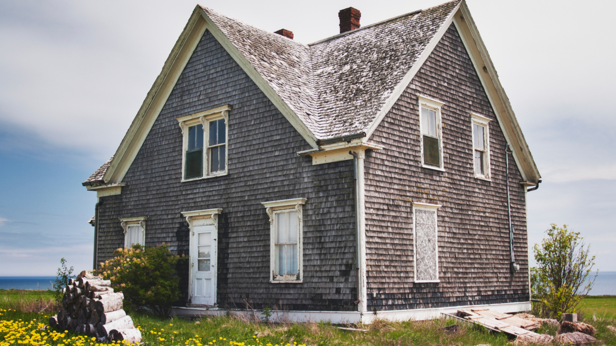 New Report Shows the States With the Most Fixer Uppers For Sale Dengarden News