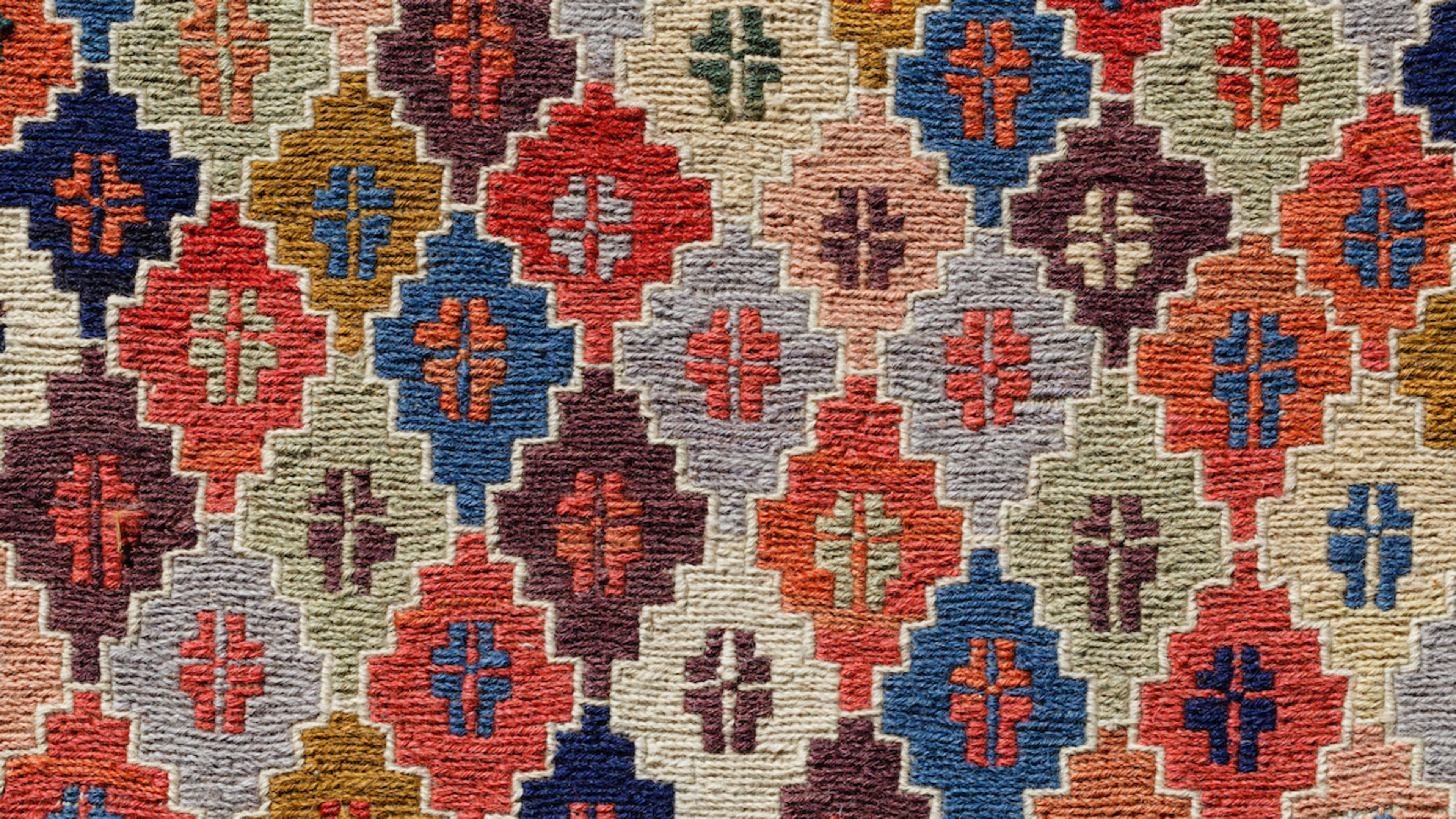 Woman Turns Woven Rug Into Giant Living Room Art