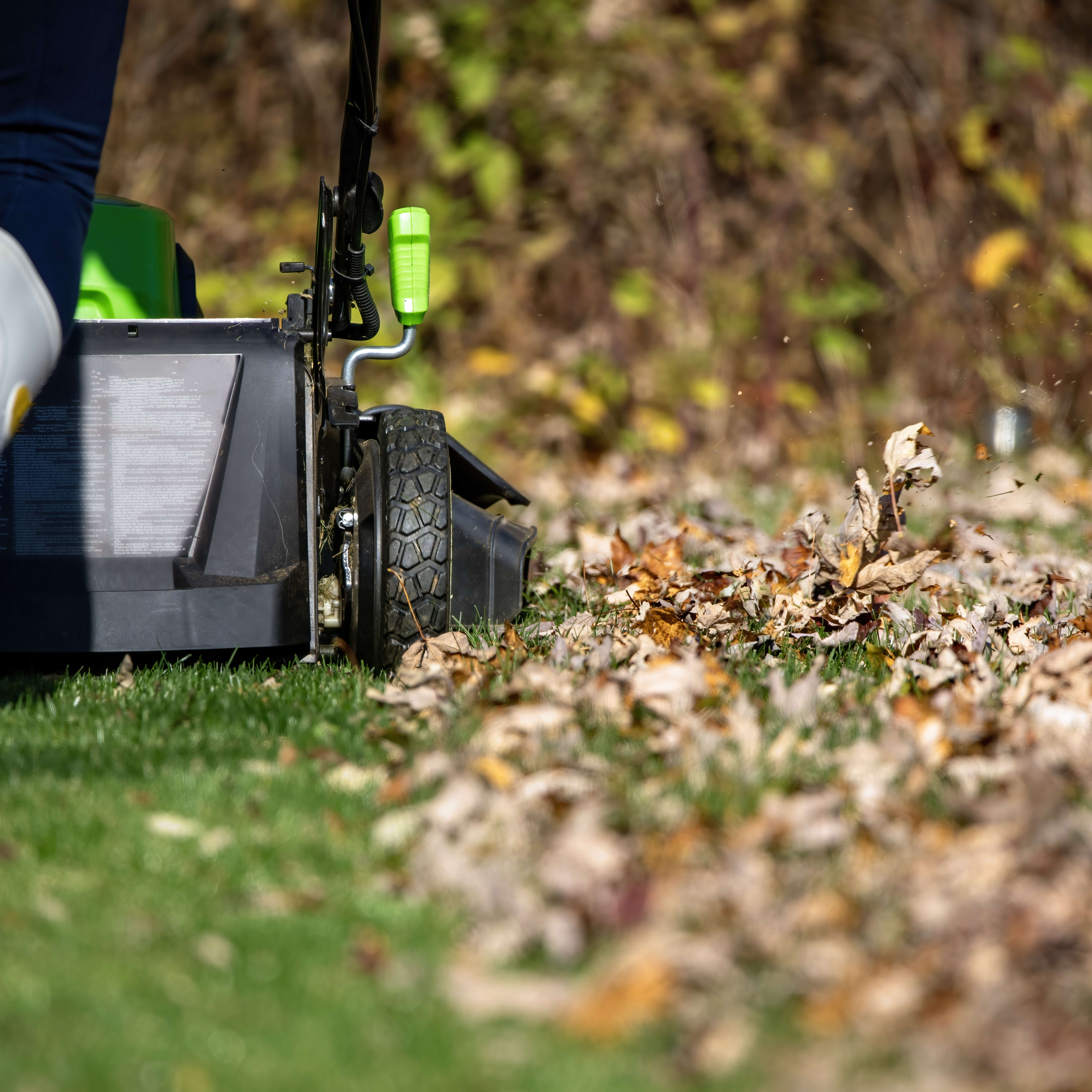 Fall Lawn Care Tips: A Checklist for Keeping Your Lawn Healthy in Autumn