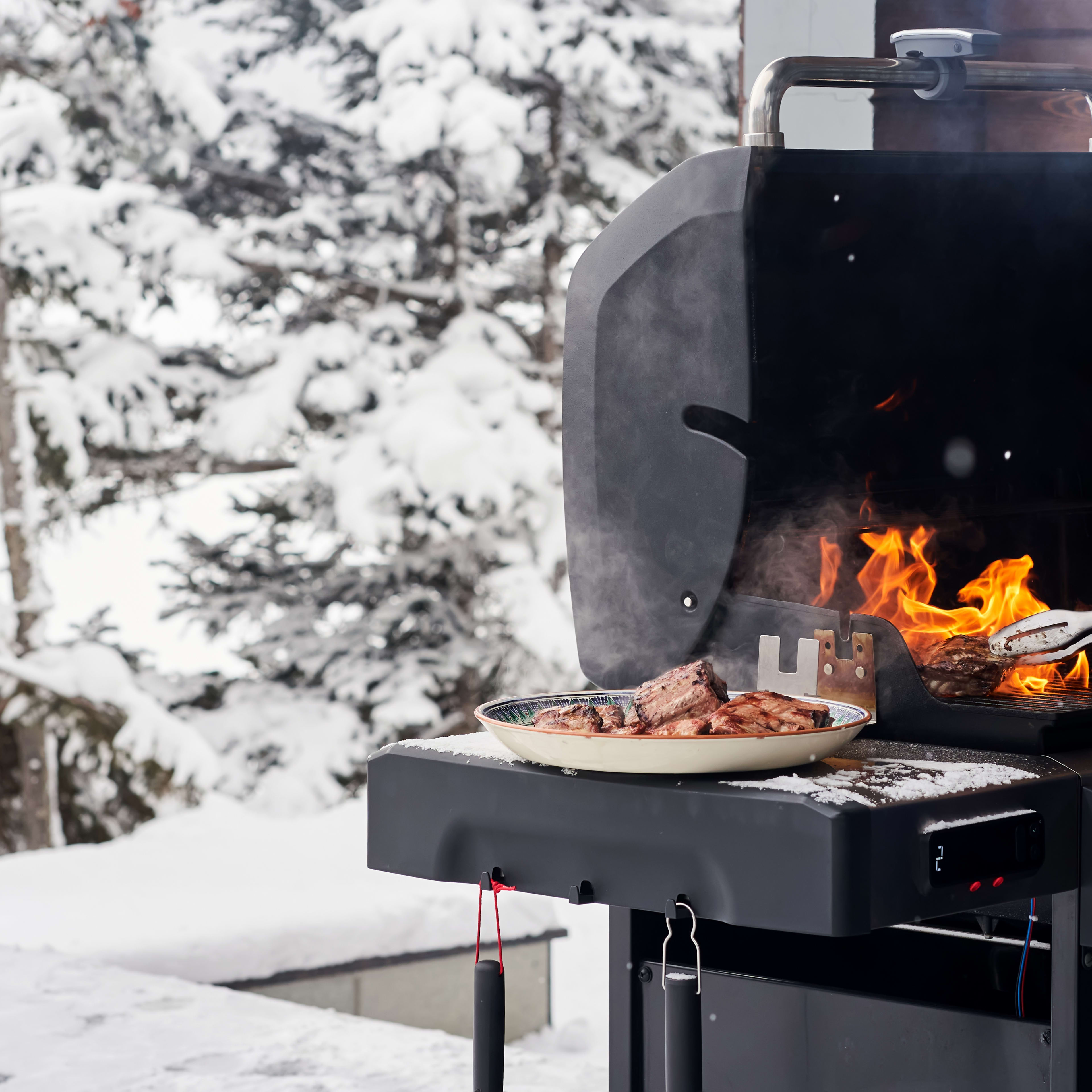 Don’t Let Winter Ruin Your Grill—Here’s How to Protect It