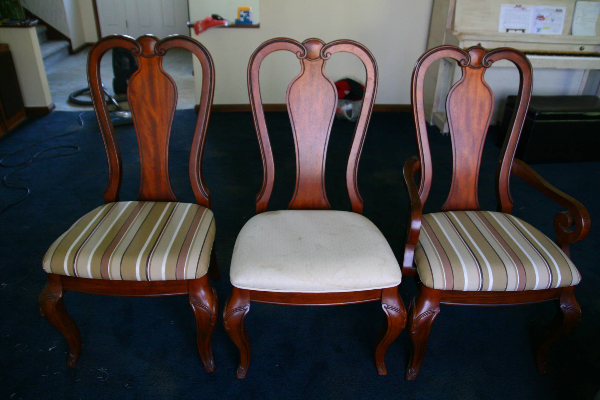 How to Reupholster a Dining Room Chair (No Sewing Required!) - Dengarden