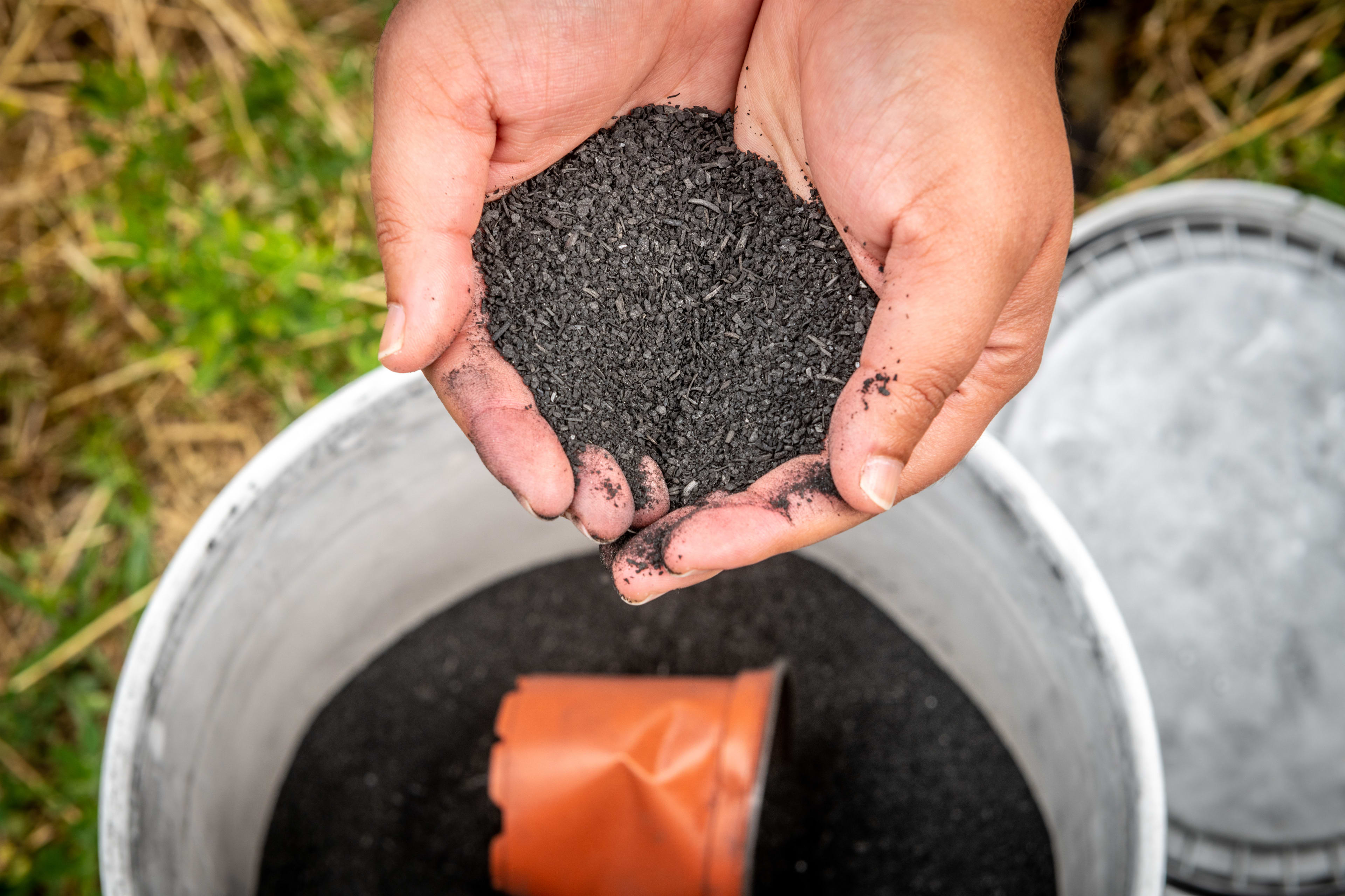 How to Make Biochar for Your Garden - Dengarden, image size:3840x2560